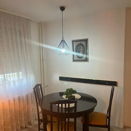Cozy In Center Apartment