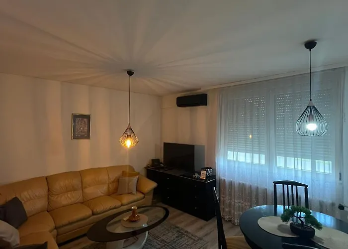 Cozy In Center * كراغوييفاك